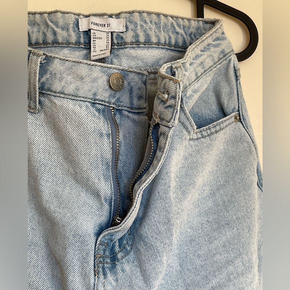 Forever 21 light blue straight leg jeans. - Picture 3 of 5